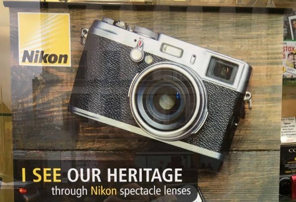 Nikon рекламирует своё «богатое наследие» изображением с камерой Fujifilm - «Новости сети»