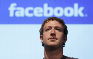 Украинские пользователи Facebook призвали бойкотировать соцсеть - «Интернет и связь»