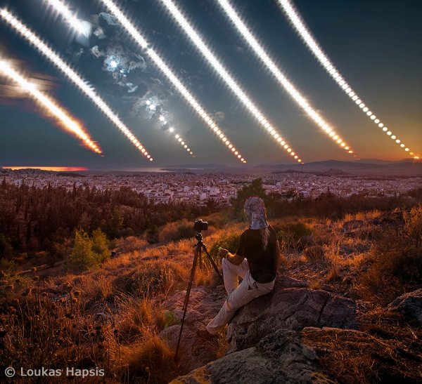 Картинка дня: фотограф полгода снимал закат из одной точки - «Интернет и связь»