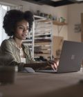 Изображения Surface Laptop под управлением Windows 10 S появились до начала презентации - «Windows» Изображения Surface Laptop под управлением Windows 10 S появились до начала презентации - «Windows»