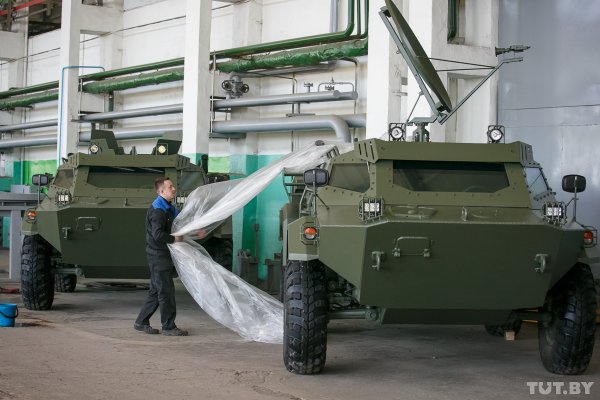 Хищник из Борисова: тест новейшего белорусского броневика, сконструированного девушкой - «Интернет и связь» Хищник из Борисова: тест новейшего белорусского броневика, сконструированного девушкой - «Интернет и связь»