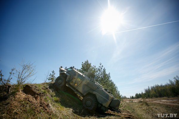 Хищник из Борисова: тест новейшего белорусского броневика, сконструированного девушкой - «Интернет и связь» Хищник из Борисова: тест новейшего белорусского броневика, сконструированного девушкой - «Интернет и связь»