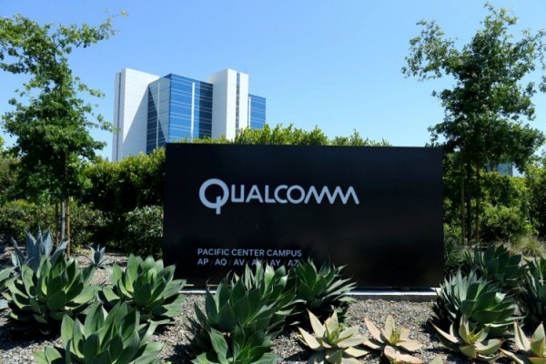 Apple объявила лицензионное соглашение с Qualcomm недействительным - «Новости сети»