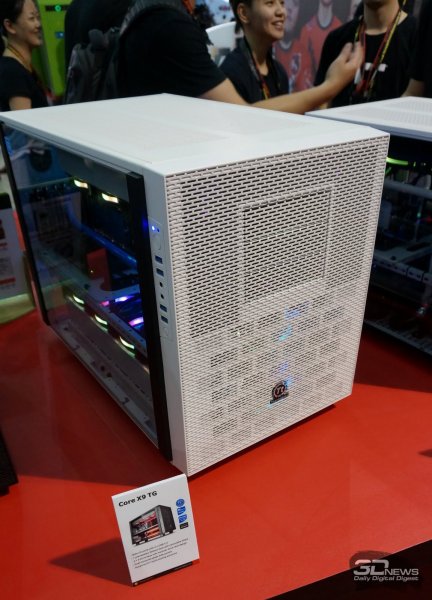 Computex 2017: корпуса Thermaltake Core с панелями из закалённого стекла - «Новости сети»