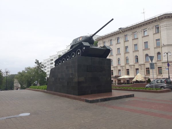 Долгоиграющий ответ Xiaomi: обзор новых Samsung Galaxy J (2017) | - «Интернет и связь»