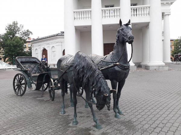 Долгоиграющий ответ Xiaomi: обзор новых Samsung Galaxy J (2017) | - «Интернет и связь»