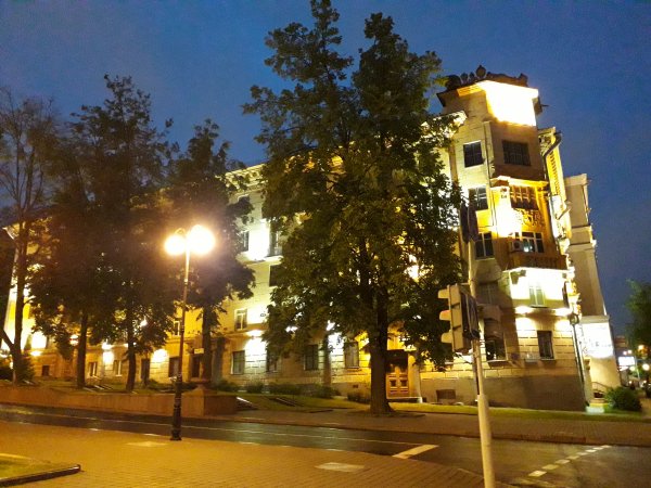 Долгоиграющий ответ Xiaomi: обзор новых Samsung Galaxy J (2017) | - «Интернет и связь»