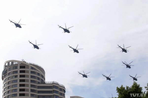 Фотофакт. Над Минском прошла репетиция воздушного парада | - «Интернет и связь»