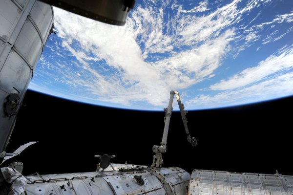 Китай предлагает России принять участие в проекте по созданию новой станции на орбите - «Новости сети»