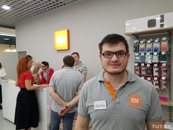 Огромный ажиотаж, но цены выше рыночных: в Минске открылся фирменный магазин Xiaomi | - «Интернет и связь» Огромный ажиотаж, но цены выше рыночных: в Минске открылся фирменный магазин Xiaomi | - «Интернет и связь»
