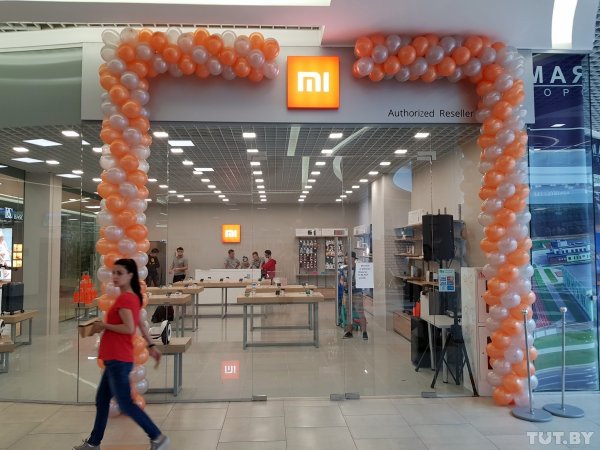 Огромный ажиотаж, но цены выше рыночных: в Минске открылся фирменный магазин Xiaomi | - «Интернет и связь» Огромный ажиотаж, но цены выше рыночных: в Минске открылся фирменный магазин Xiaomi | - «Интернет и связь»