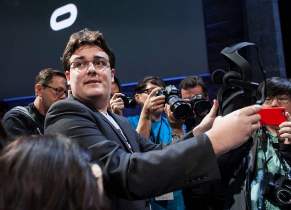 Основатель Oculus работает над системой контроля границы США - «Новости сети»