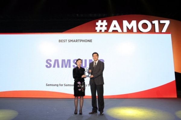 Samsung Galaxy S8 и S8+: новые цвета и награда на шанхайской MWC 2017 - «Новости сети»