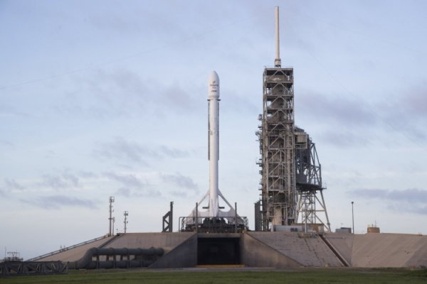 SpaceX во второй раз произвела успешный запуск и посадку уже использовавшейся для полётов ракеты - «Новости сети»