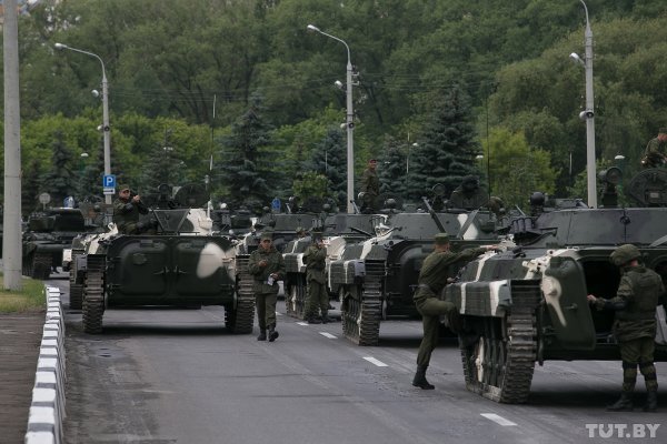 Танки в городе: что показали на вчерашней репетиции парада | - «Интернет и связь»