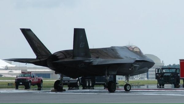 В США на базе ВВС приостановлены полеты F-35 из-за инцидентов с состоянием здоровья летчиков  - «Интернет и связь»