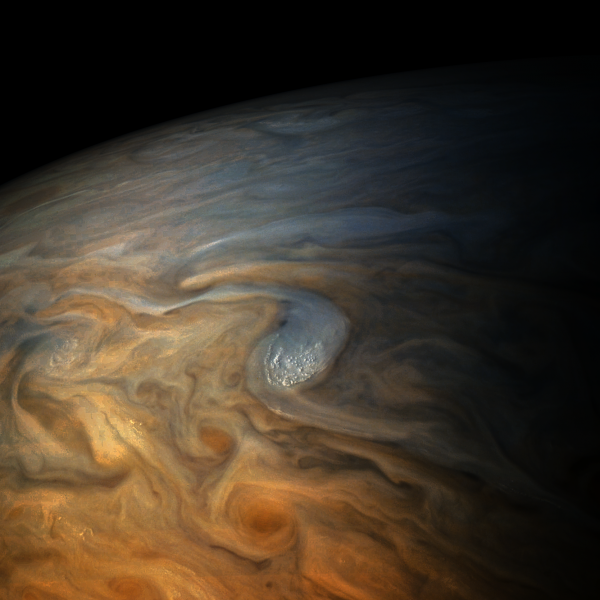 Большое красное пятно на Юпитере сфотографировали очень близко | - «Интернет и связь»