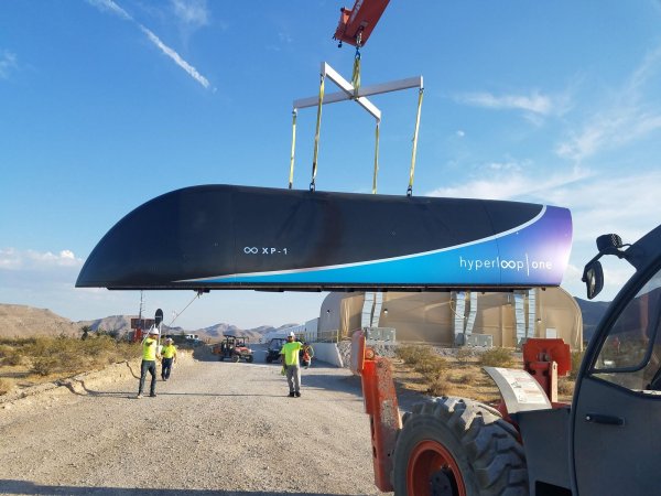 Hyperloop One показала испытания вакуумного "транспорта будущего" | - «Интернет и связь»