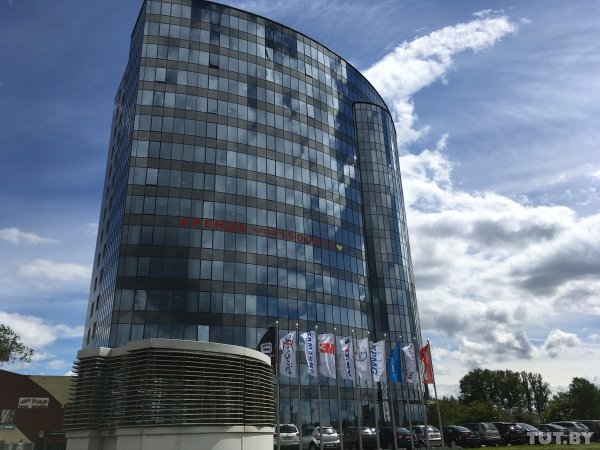 Обзор нового 10,5-дюймового iPad Pro: отличный планшет, но всё еще не ноутбук | - «Интернет и связь»