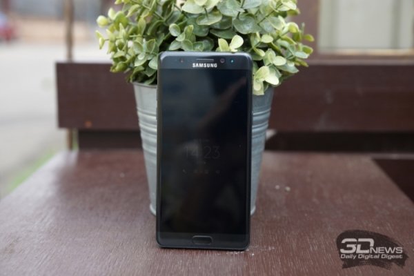 Samsung Galaxy Note Fan Edition: чем безопасная версия Note7 отличается от предшественника - «Новости сети»