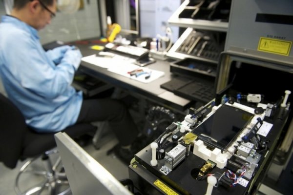 Vertu находится на грани банкротства и готовится закрыть свой завод - «Новости сети»