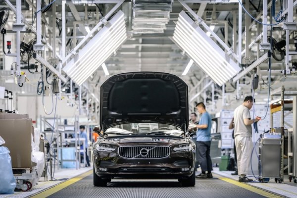 Volvo Cars создаст совместное предприятие с Geely для обмена технологиями - «Новости сети»