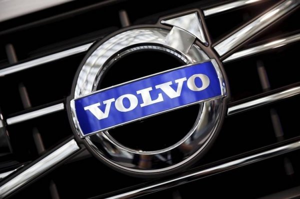Volvo назвала сроки полного перехода на электрические автомобили - «Новости сети»