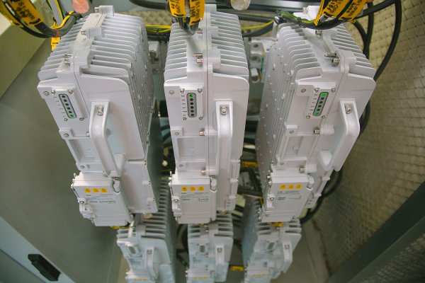 25 фур с оборудованием и антенны под куполом. Что скрывает "Минск-Арена" | - «Интернет и связь» 25 фур с оборудованием и антенны под куполом. Что скрывает "Минск-Арена" | - «Интернет и связь»