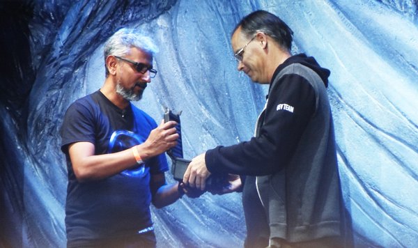 AMD показала публике Radeon RX Vega Nano для Mini-ITX систем - «Новости сети» AMD показала публике Radeon RX Vega Nano для Mini-ITX систем - «Новости сети»