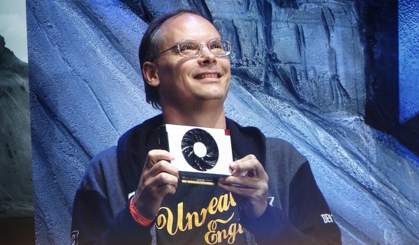 AMD показала публике Radeon RX Vega Nano для Mini-ITX систем - «Новости сети» AMD показала публике Radeon RX Vega Nano для Mini-ITX систем - «Новости сети»