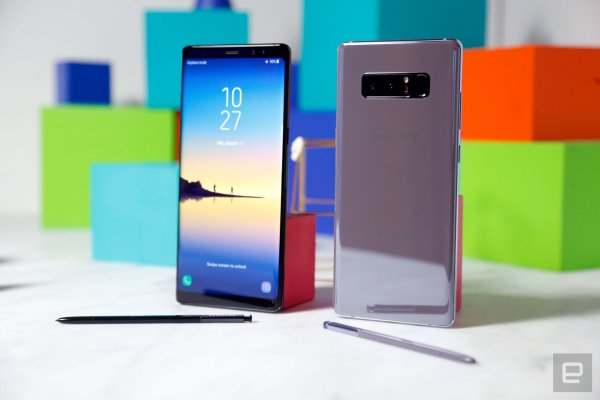 Дисплей в Samsung Galaxy Note 8 признан самым лучшим в мире  - «Интернет и связь»