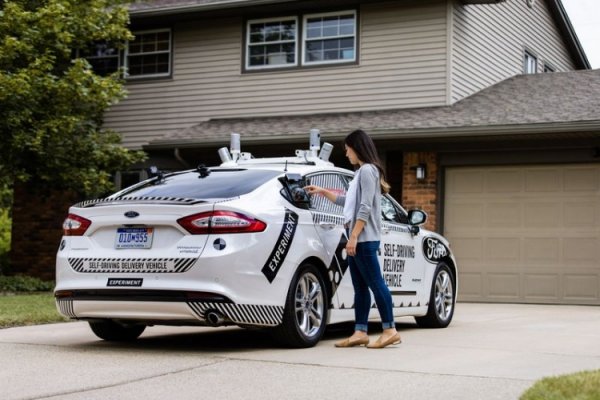 Domino's Pizza и Ford испытают доставку еды беспилотными автомобилями - «Новости сети»