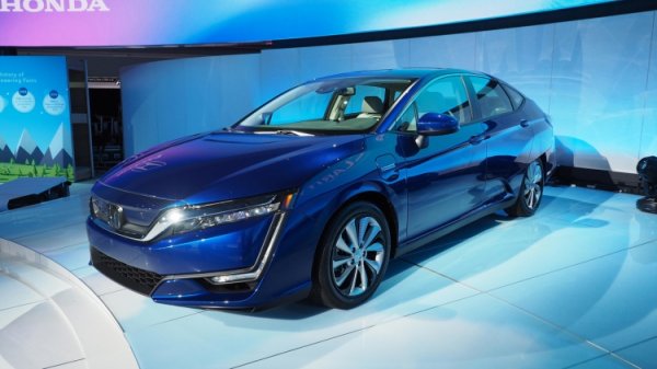 Honda приступила к лизингу электрокаров Clarity Electric 2017 в США - «Новости сети»