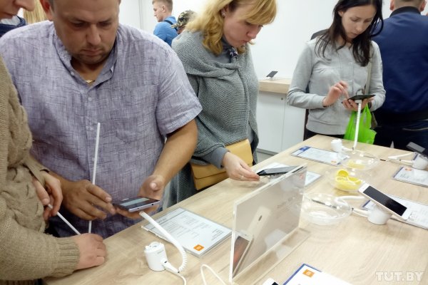 И опять ажиотаж. В Минске открылся второй фирменный магазин Xiaomi | - «Интернет и связь» И опять ажиотаж. В Минске открылся второй фирменный магазин Xiaomi | - «Интернет и связь»