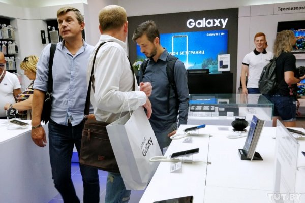 От чехлов до дорогих телевизоров: в Минске открылся фирменный магазин Samsung | - «Интернет и связь» От чехлов до дорогих телевизоров: в Минске открылся фирменный магазин Samsung | - «Интернет и связь»