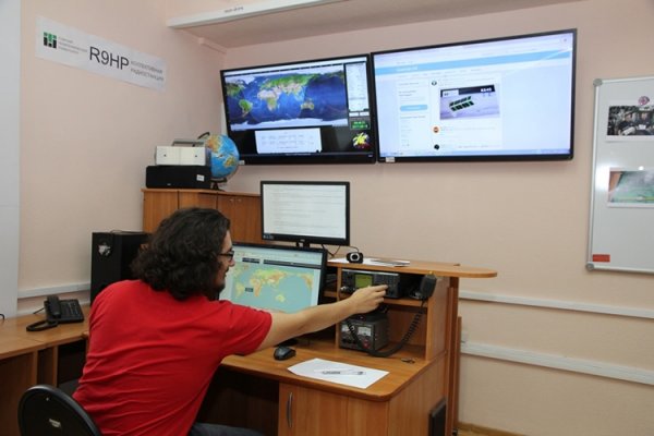 Созданный с применением 3D-печати российский спутник начал передавать сигналы - «Новости сети»