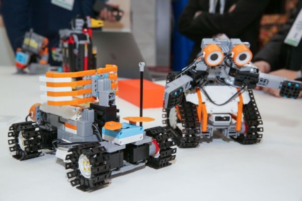 Умные игровые роботы «UBTECH Robotics» поступили в продажу в России - «Новости сети»