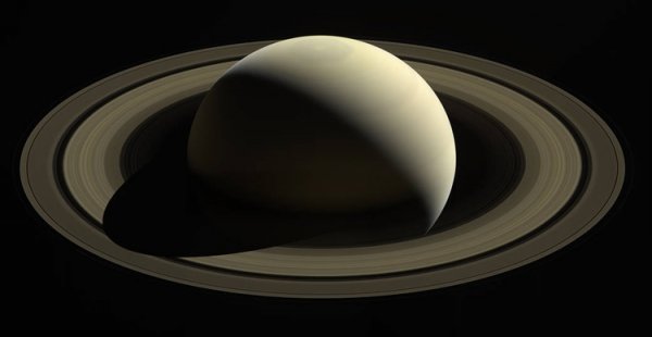 Фото дня: лучшие снимки с борта межпланетной станции Cassini - «Новости сети»