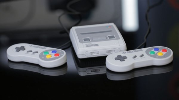 Фото дня: постсоветский ретро-антураж для ретро-консоли SNES Mini - «Новости сети» Фото дня: постсоветский ретро-антураж для ретро-консоли SNES Mini - «Новости сети»