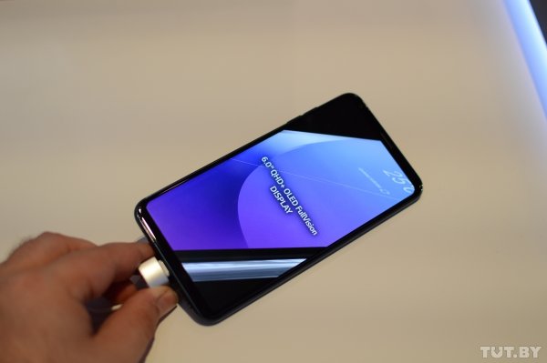 Главные смартфоны IFA 2017: чем нам запомнились флагманы LG V30 и Moto X4 | - «Интернет и связь»