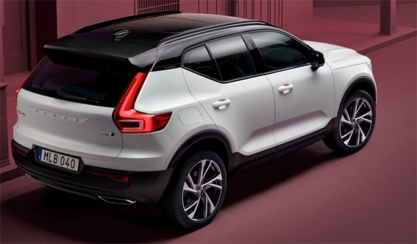 Компактный кроссовер Volvo XC40 получил систему самоуправления Pilot Assist - «Новости сети»