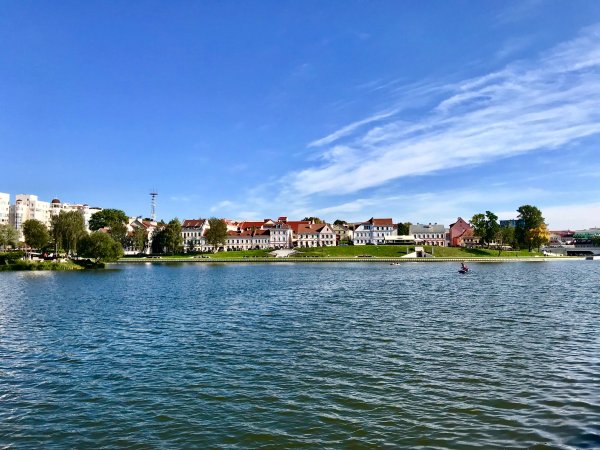 Обзор iPhone 8: мощный отвлекающий маневр Apple | - «Интернет и связь»