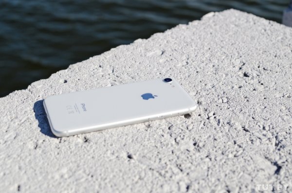 Обзор iPhone 8: мощный отвлекающий маневр Apple | - «Интернет и связь»