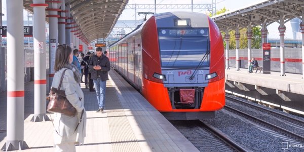 По МЦК начал курсировать поезд с QR-кодами - «Новости сети»