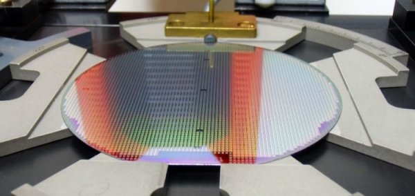 Samsung представила техпроцессы с нормами 11 нм и 7 нм EUV - «Новости сети» Samsung представила техпроцессы с нормами 11 нм и 7 нм EUV - «Новости сети»