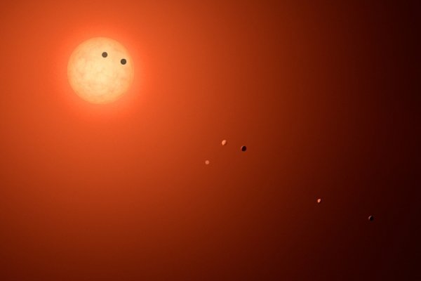 В системе TRAPPIST-1 с землеподобными планетами обнаружены следы воды - «Новости сети»