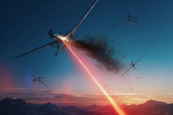 Видео дня: лазерное оружие Lockheed Martin сбивает дроны - «Новости сети»