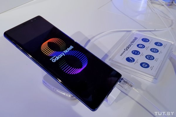 Видео: как мы летали на презентацию Samsung Galaxy Note 8 в Москву и встретили Урганта  - «Интернет и связь»
