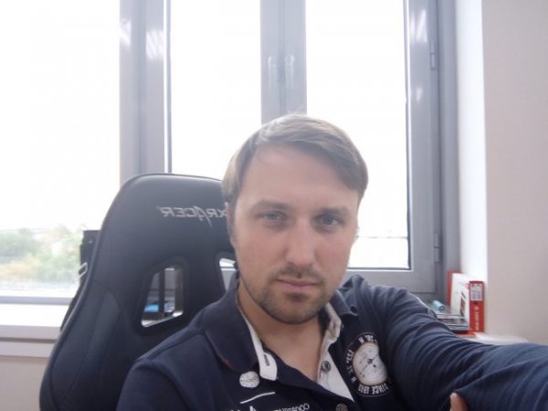 BQ Strike Selfie — красивая обертка для селфи - мобильные/сотовые телефоны, отзывы, сравнение, обзоры, характеристики на Hi-News.ru - «Новости сети»