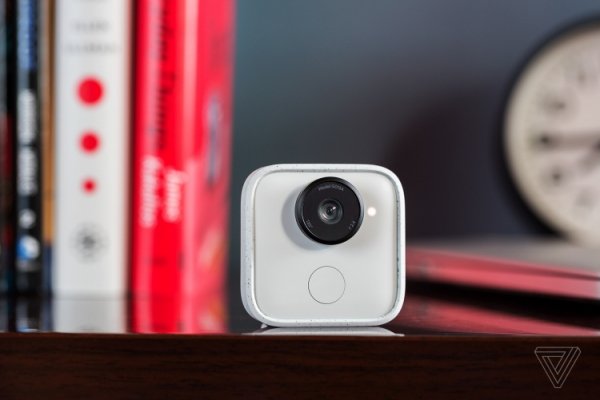 Google Clips — компактная 12-Мп камера, которая фотографирует сама - «Новости сети»